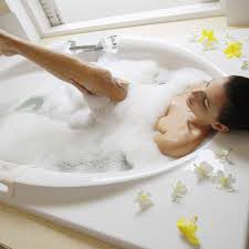 Ванны с эфирными маслами для расслабления и хорошего сна